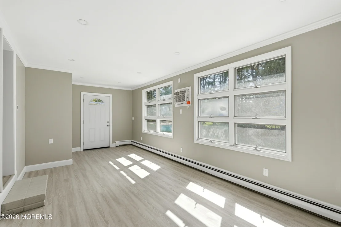 Photo of 429 Saint Thomas Drive