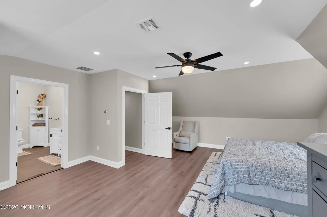 Photo of 741 Manor Drive