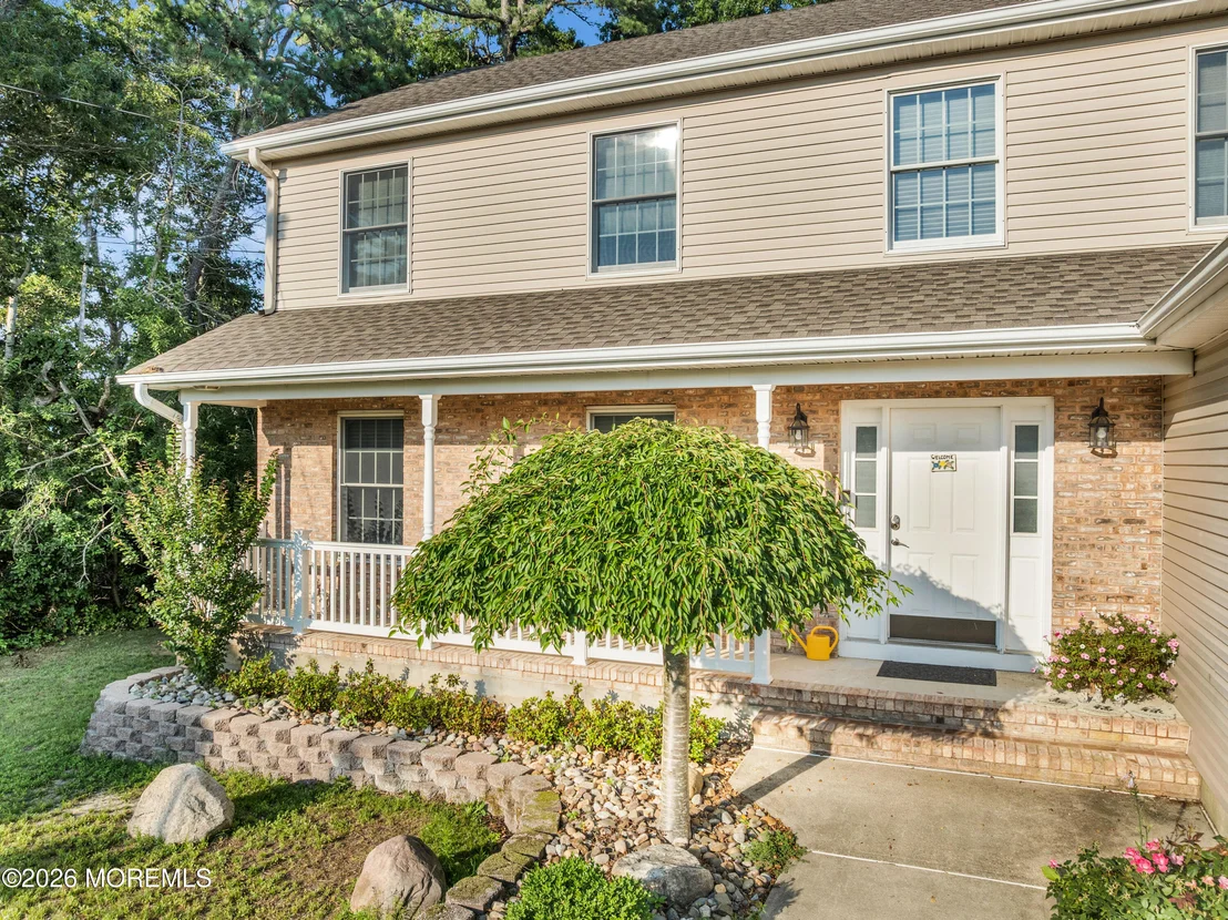 Photo of 361 Eastern Boulevard