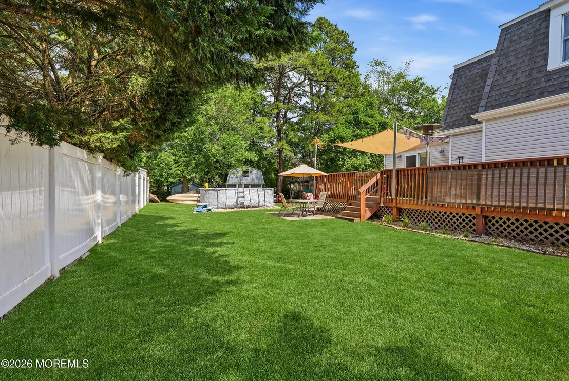 Photo of 1437 Jay Street