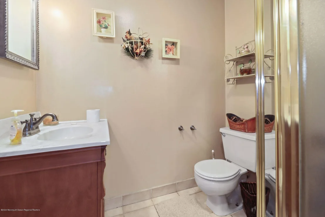 Photo of 1307 Bloomfield Avenue