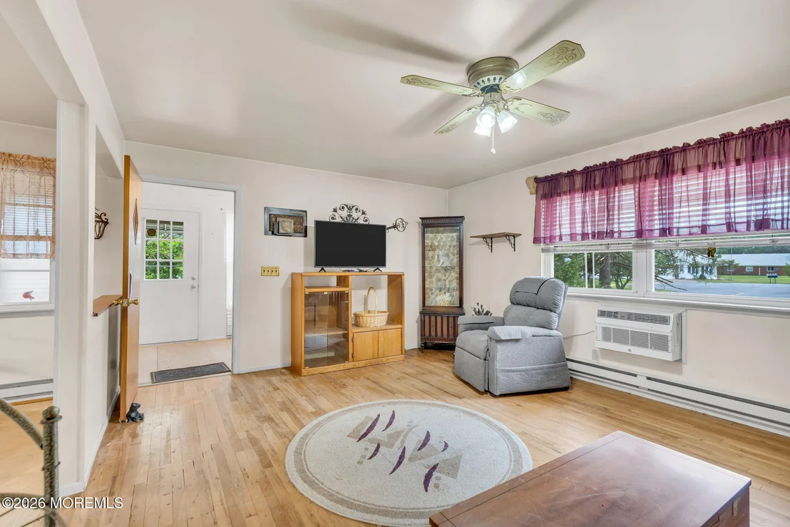 Photo of 207B Laurel Place