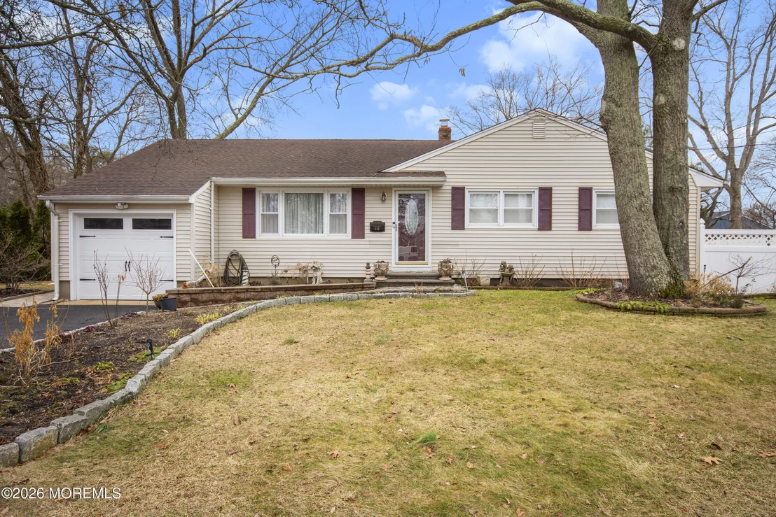 Photo of 416 Midstreams Road