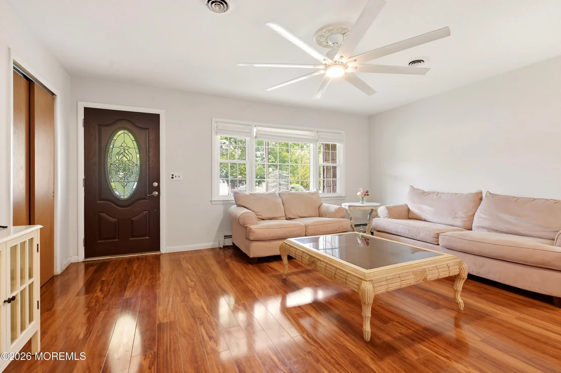 Photo of 42 Castleton Drive