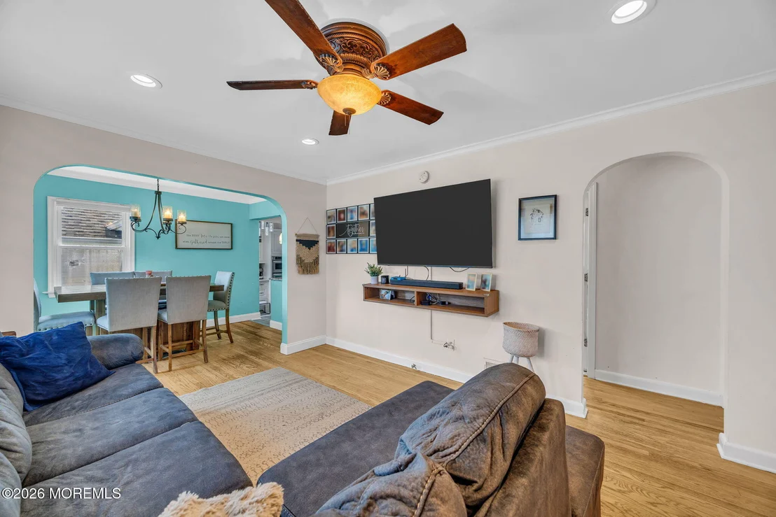 Photo of 37 Sunset Place