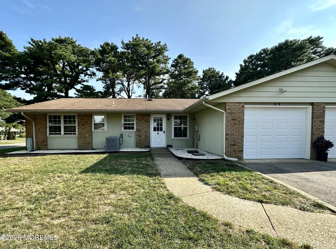 Photo of 21B Cambridge Circle