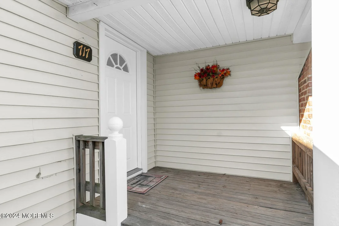 Photo of 717 Harmony Road