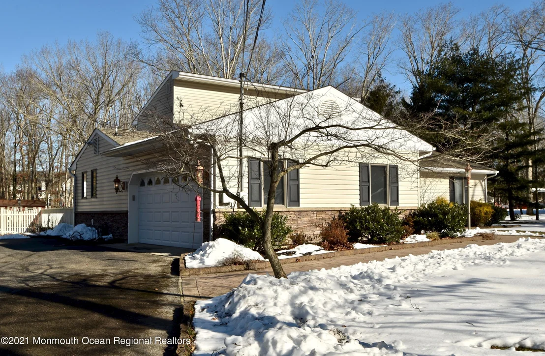 Photo of 241 Edgemere Drive