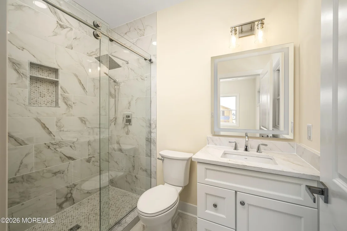Photo of 370 Kingfisher Road