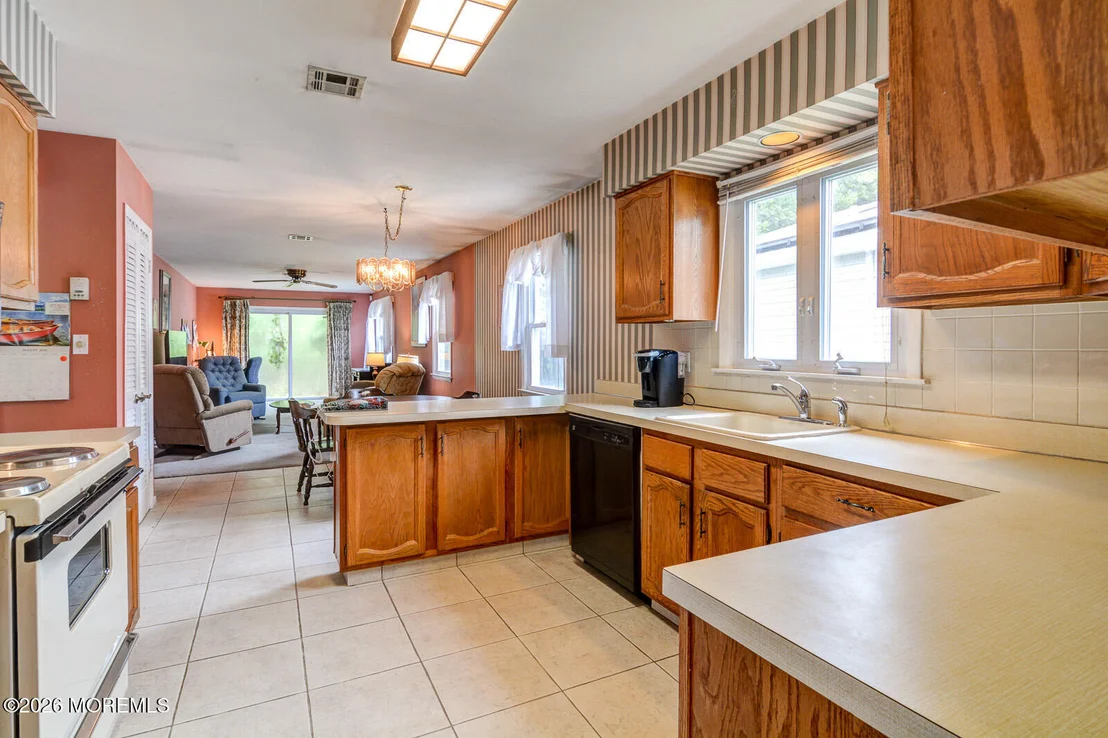 Photo of 71 Meadowbrook Road