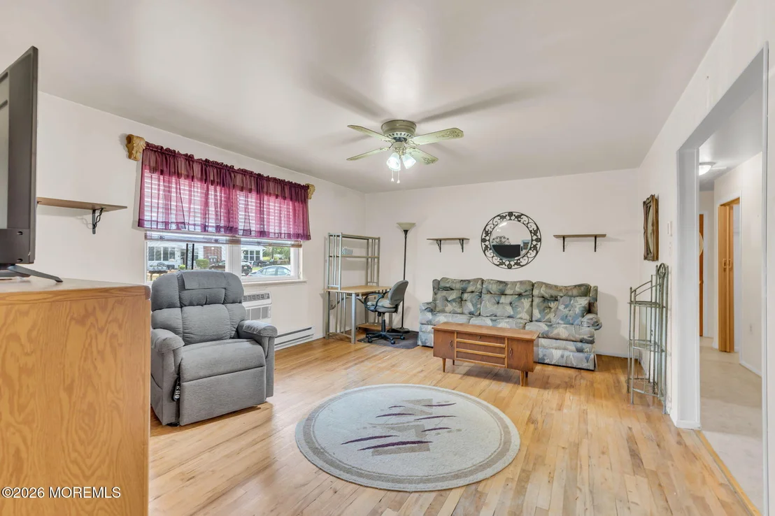 Photo of 207B Laurel Place