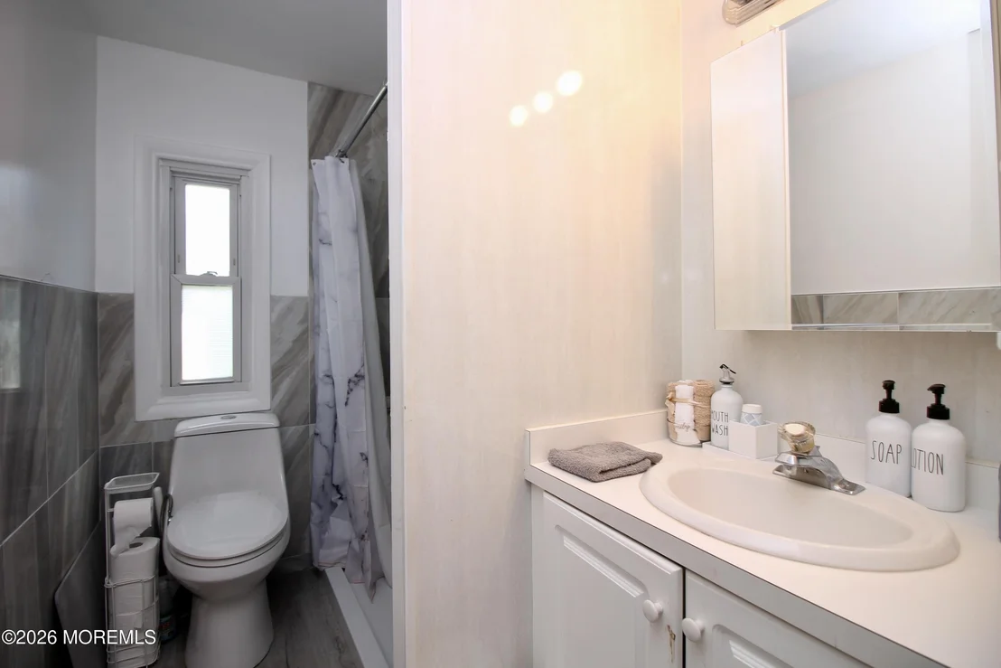 Photo of 643 Dede Drive