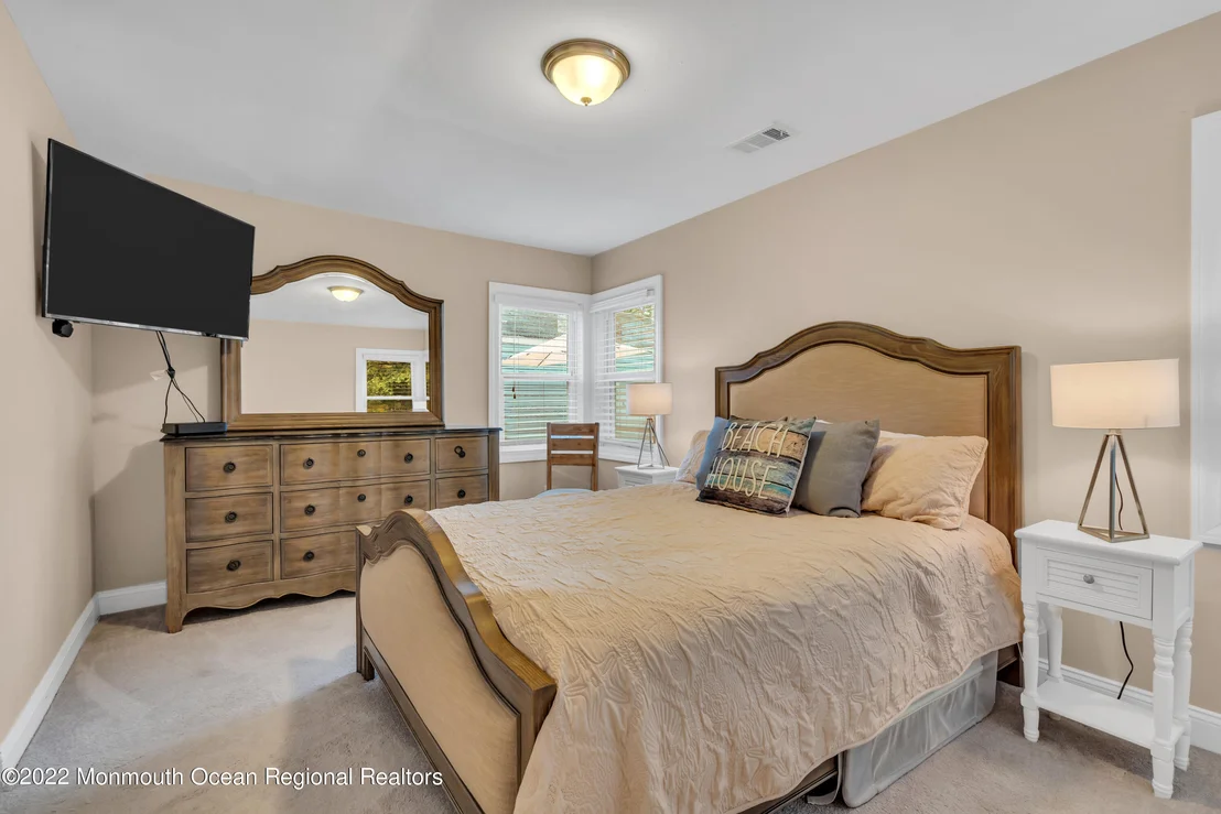 Photo of 380 Shawnee Drive