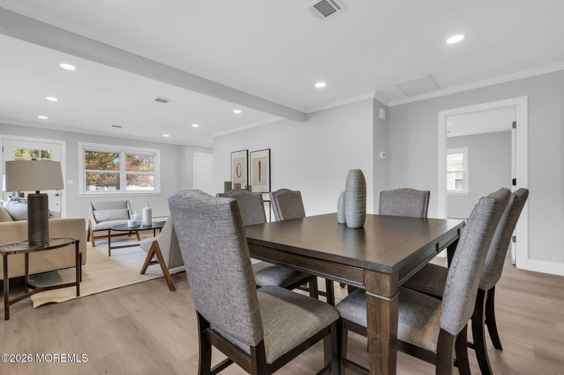 Photo of 331 Saint Thomas Drive