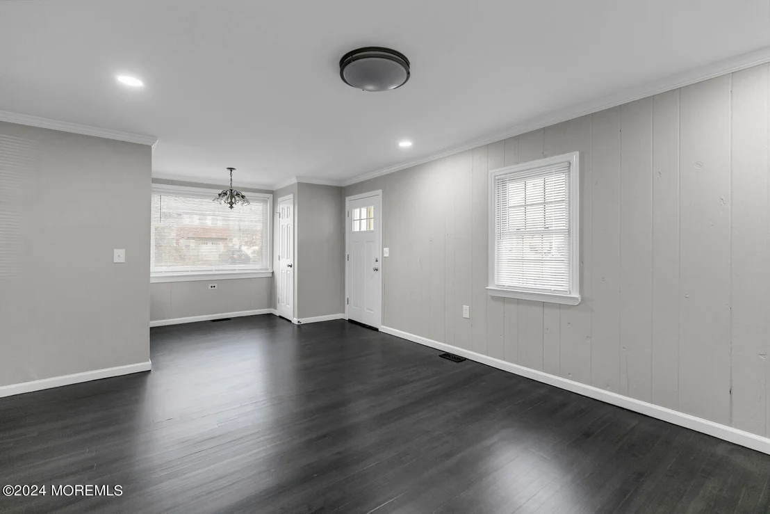 Photo of 717 Harmony Road