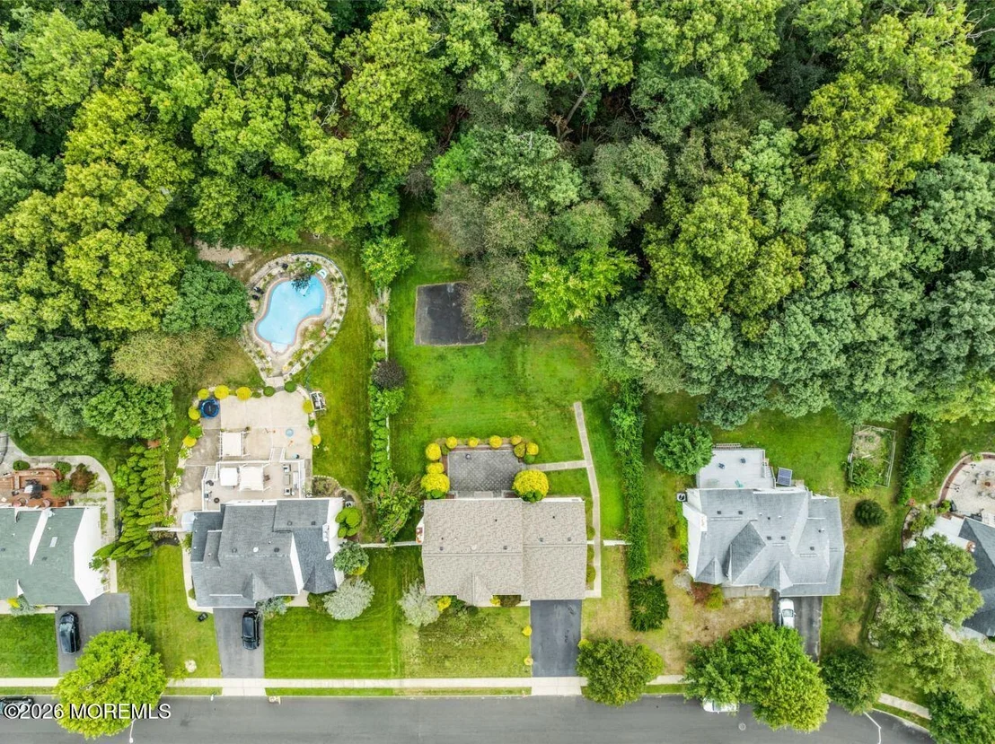 Photo of 383 Meadowood Road