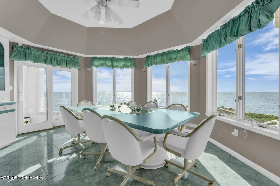 Photo of 1308 Laurel Boulevard
