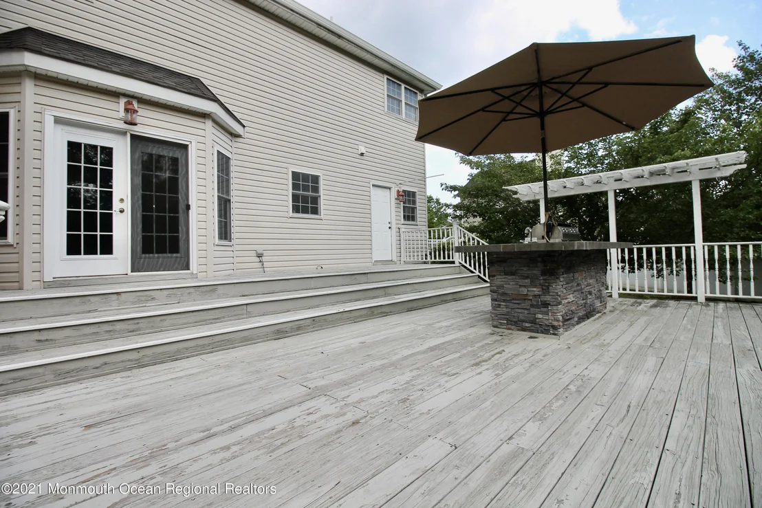 Photo of 20 Cedarview Avenue
