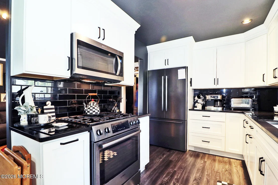Photo of 8 Keelson Drive