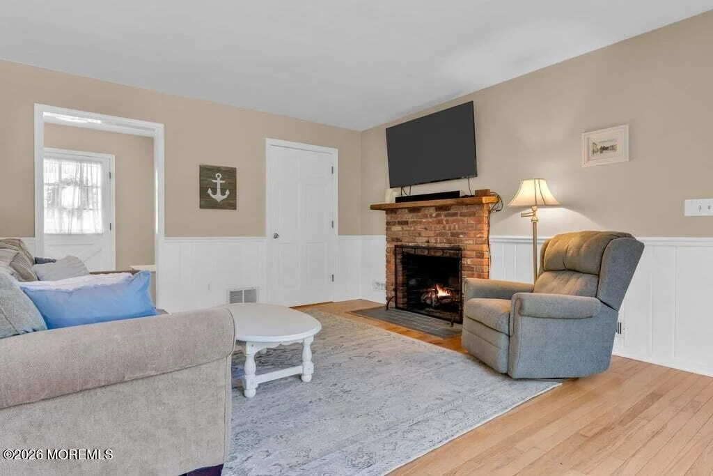 Photo of 100 Mohegan Road