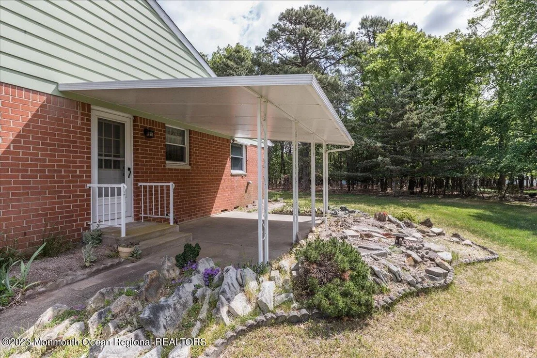 Photo of 12 B Franklin Lane