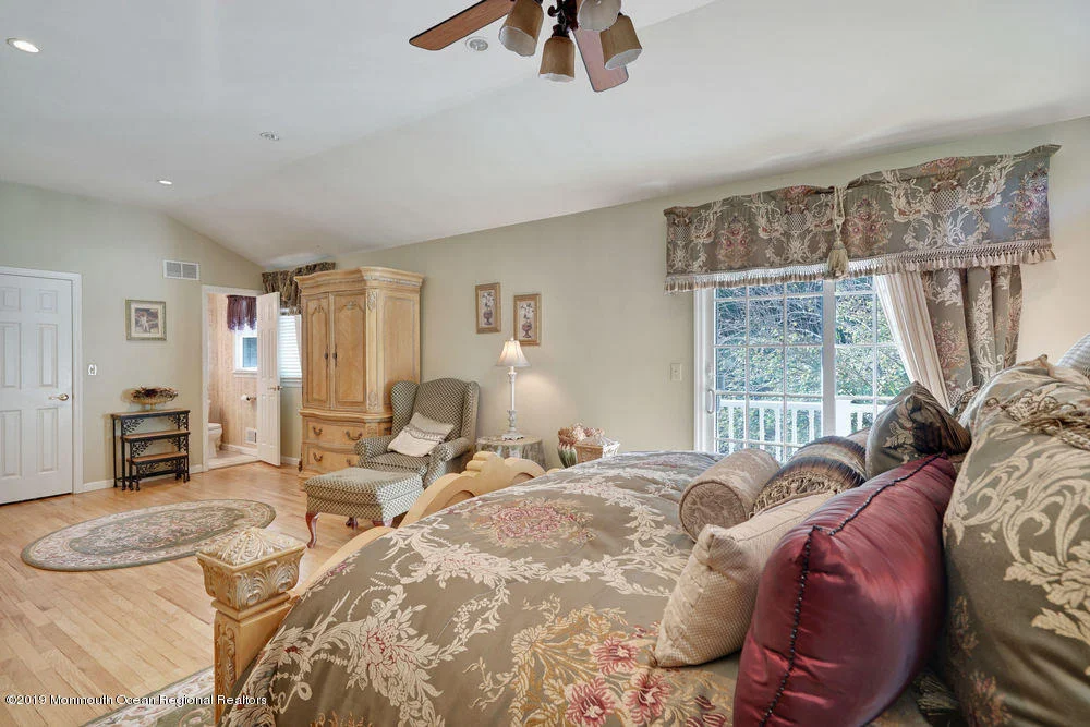 Photo of 1409 Roller Road