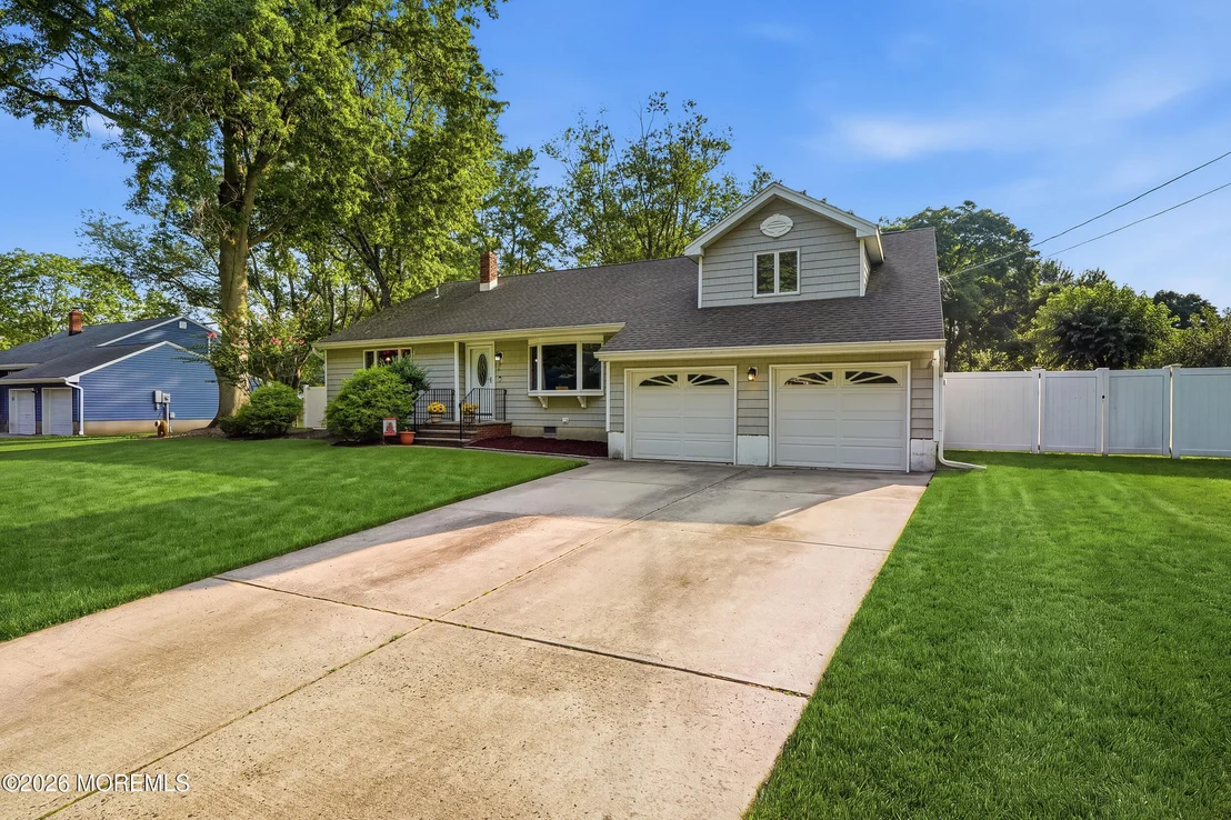 Photo of 14 Lynn Drive