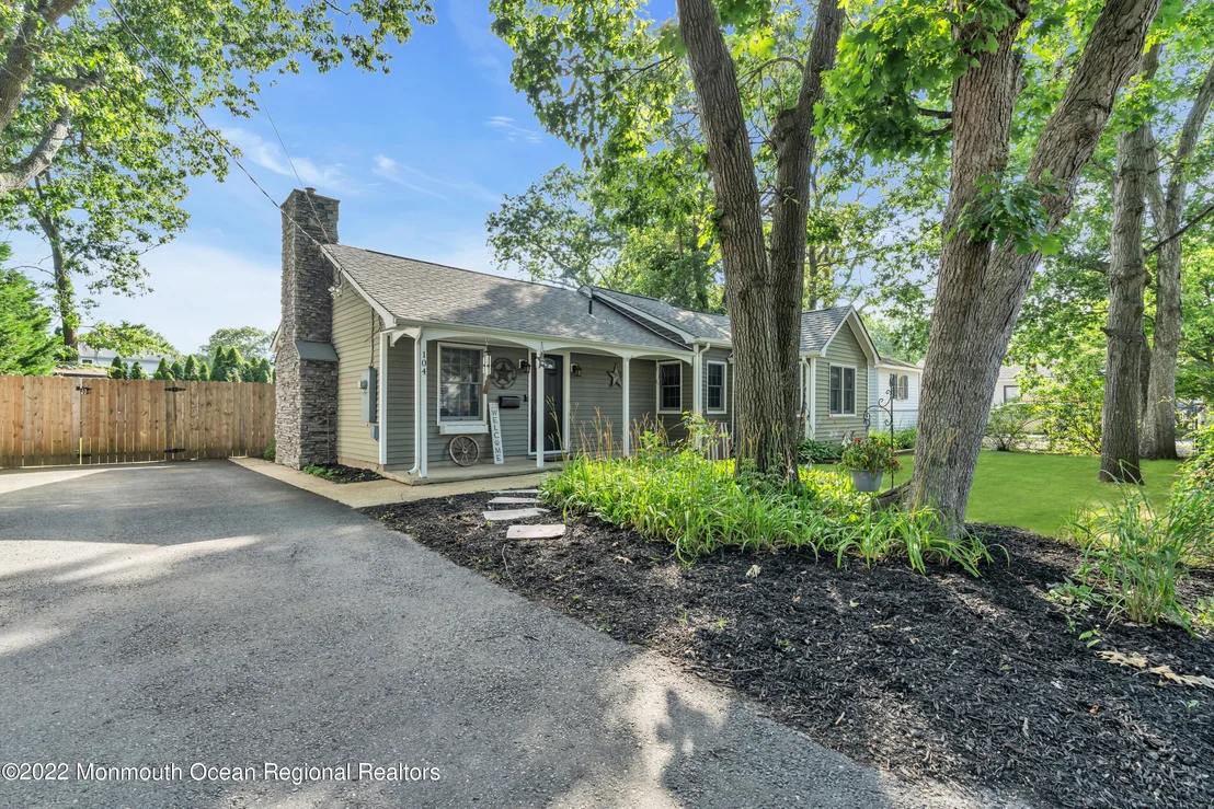 Photo of 104 Mckay Drive