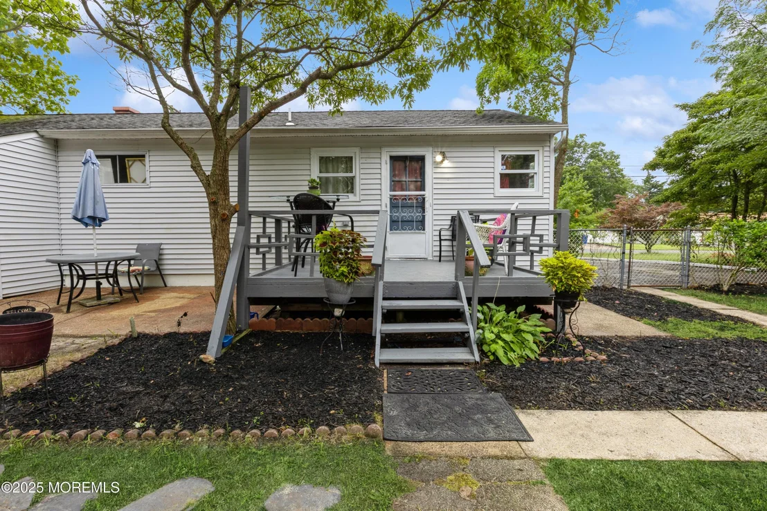 Photo of 19 Ashwood Drive