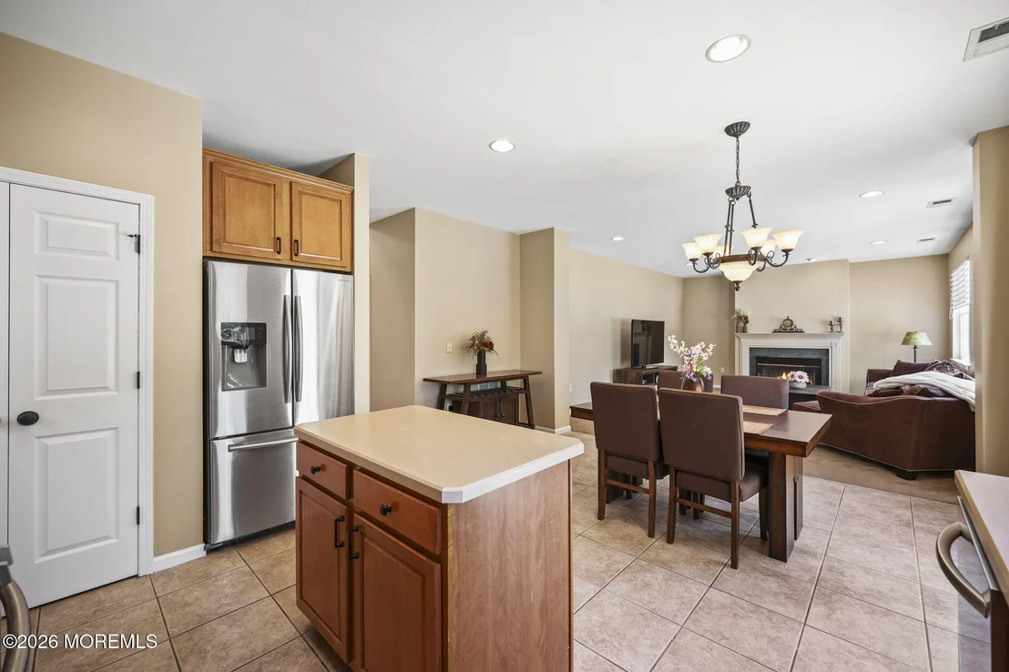Photo of 389 Fordham Place
