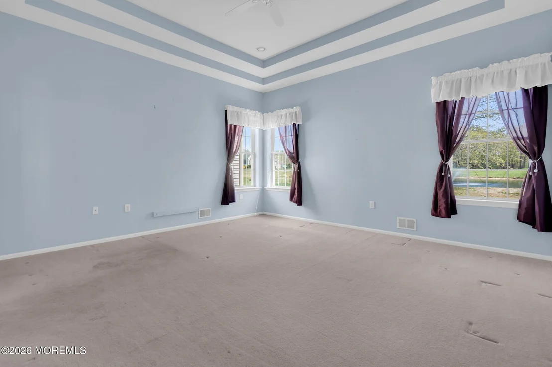 Photo of 39 Baltusrol Drive