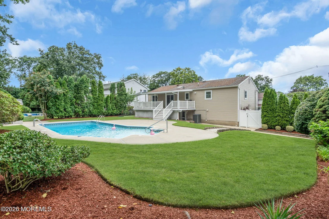 Photo of 205 Arizona Drive