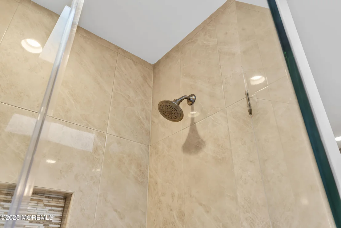 Photo of 560 Midwood Drive