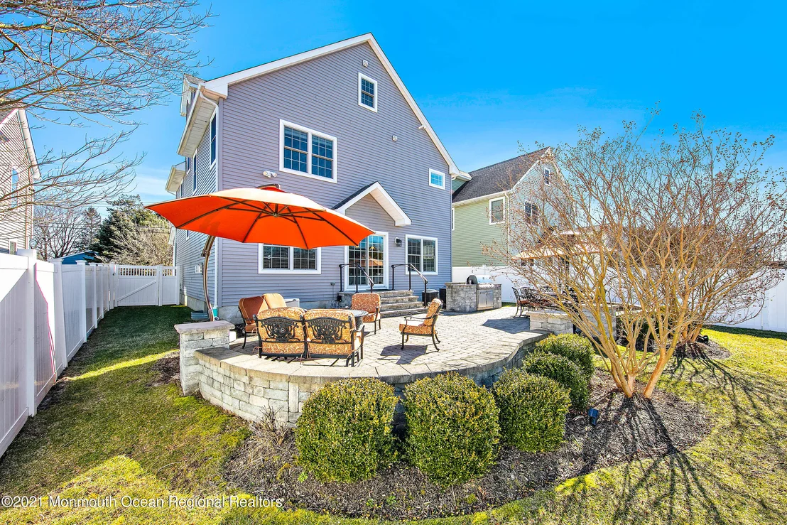 Photo of 611 Homestead Road
