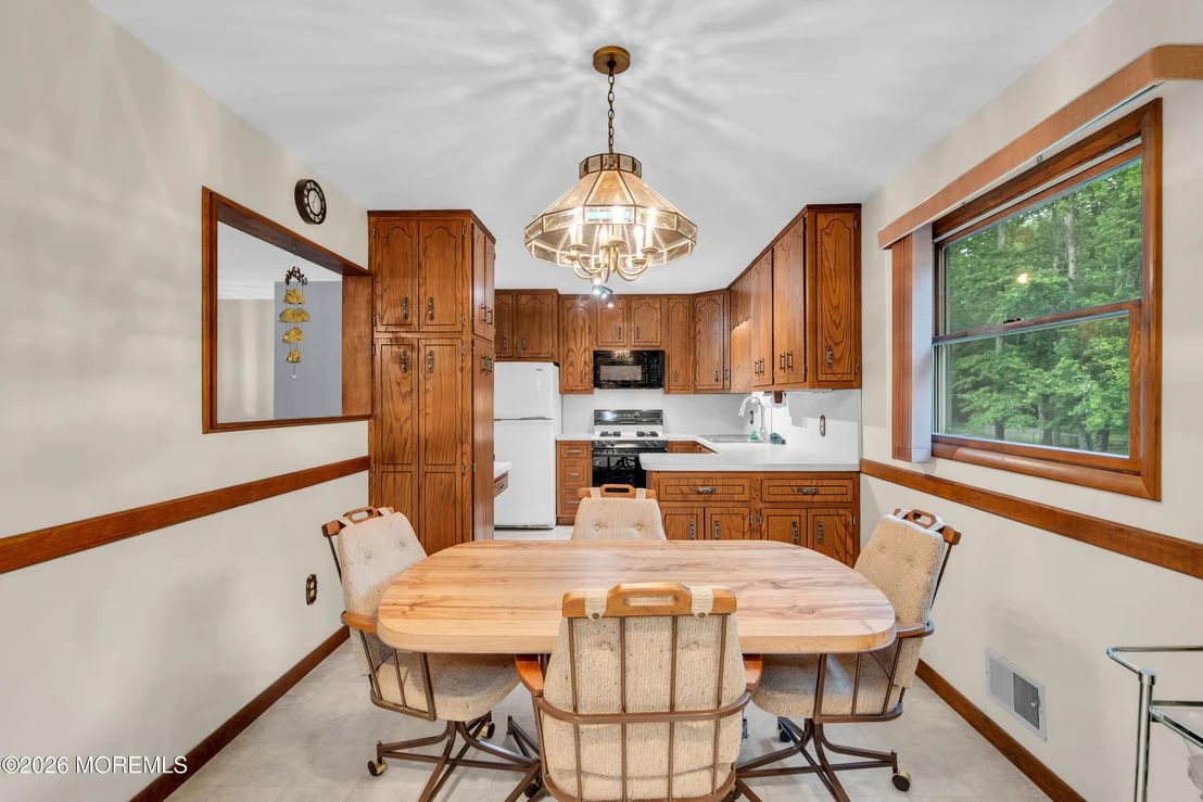 Photo of 99 Cedar Swamp Road