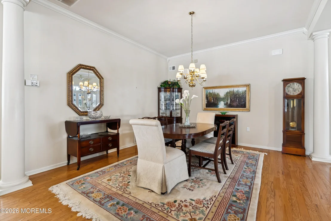 Photo of 21 Rumson Court