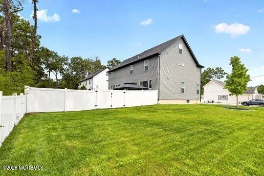 Photo of 1611 Evans Road