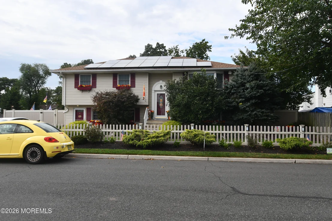 Photo of 902 10th Street