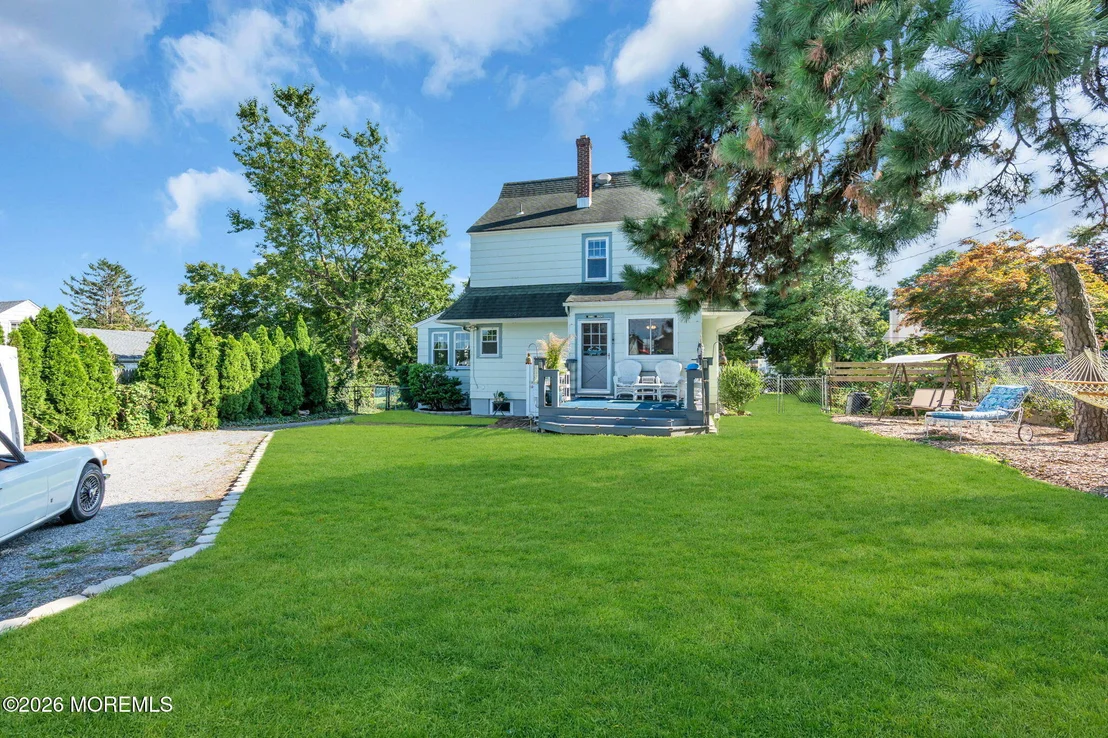 Photo of 39 Highland Avenue