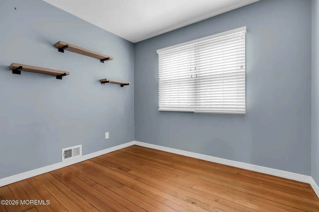 Photo of 593 Beach Plum Road