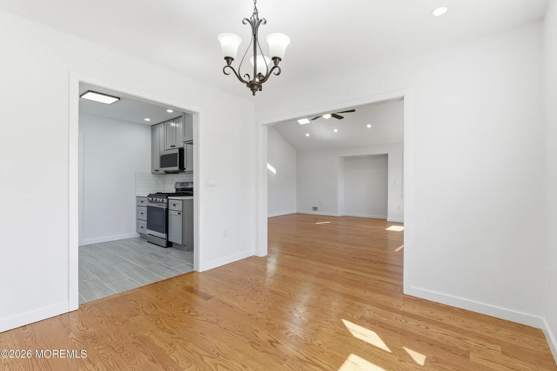 Photo of 52 Pomona Boulevard