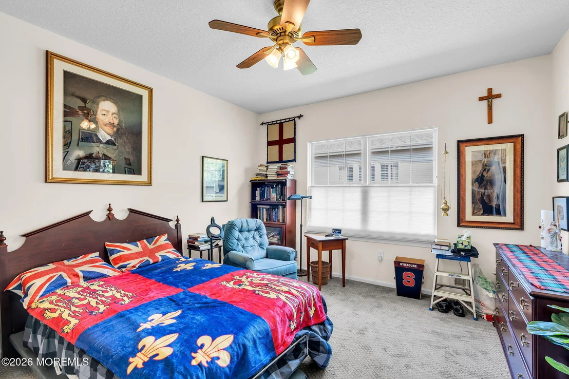 Photo of 2593 Collier Road