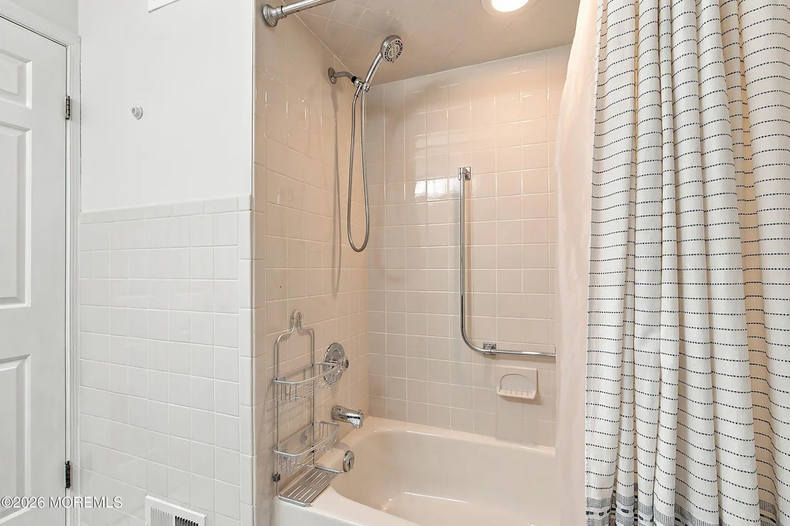 Photo of 35 Rainier Drive
