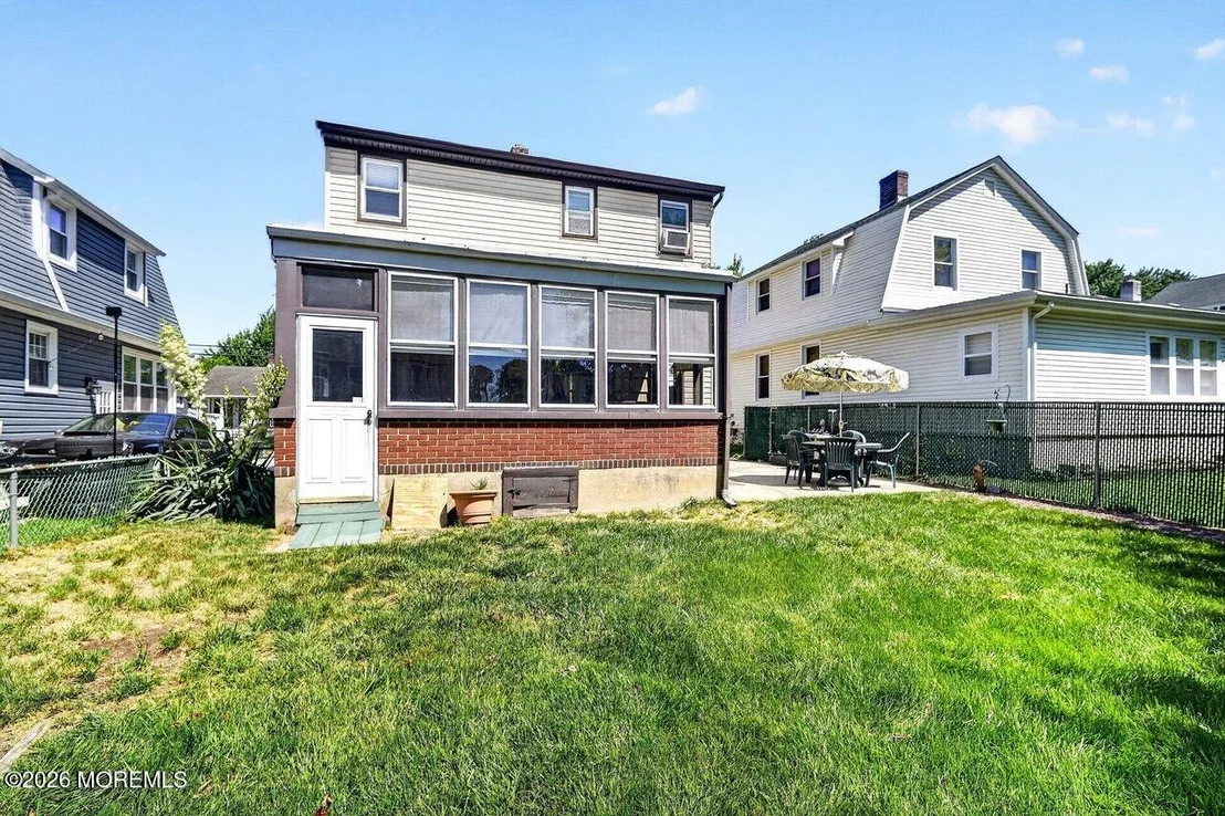 Photo of 30 Pershing Avenue