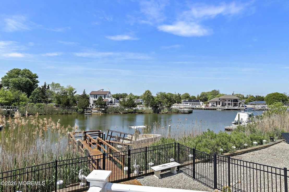 Photo of 40 Overlook Drive