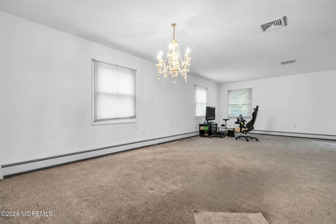 Photo of 580 Lloyd Road