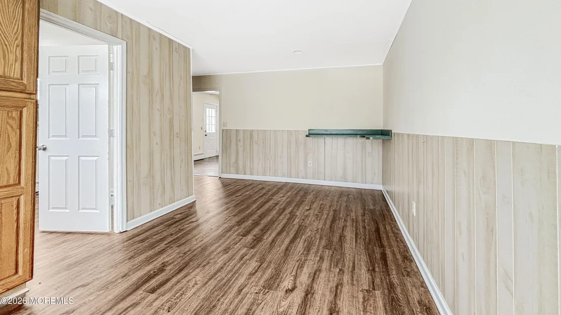 Photo of 385 Delaware Drive