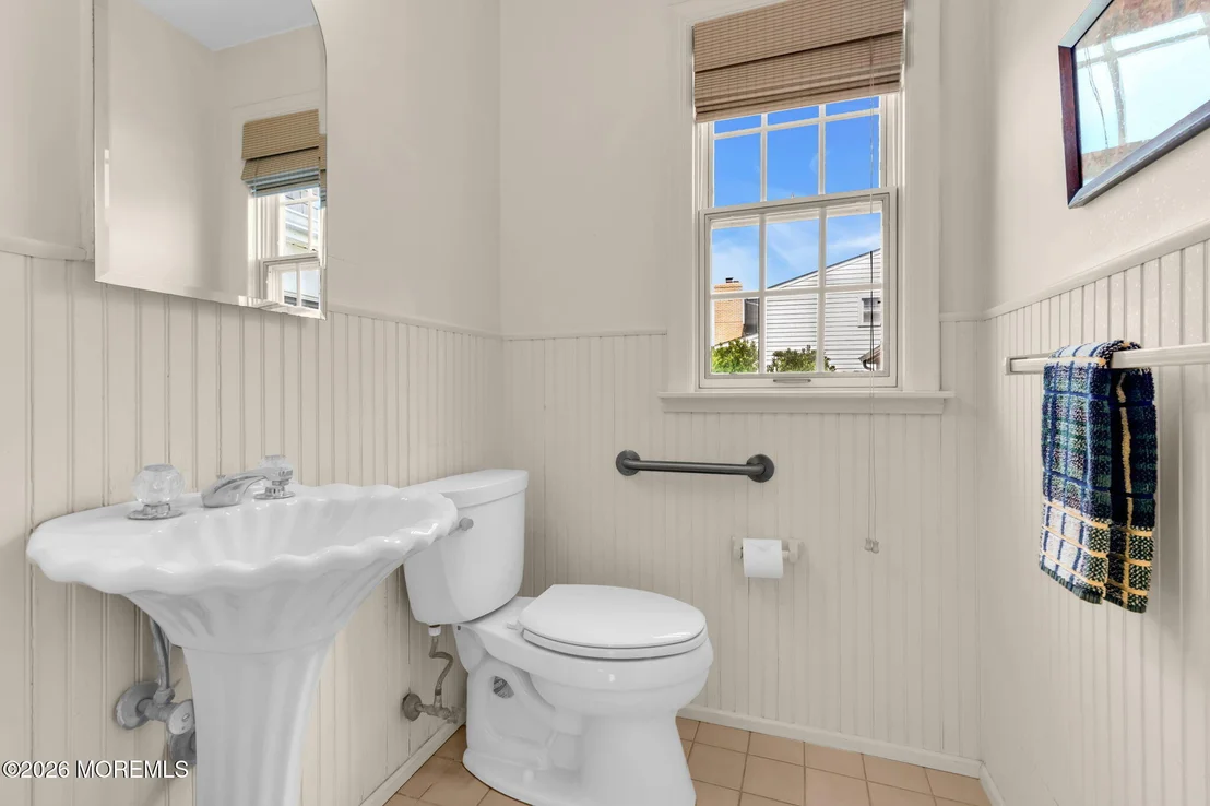 Photo of 5 Howell Avenue