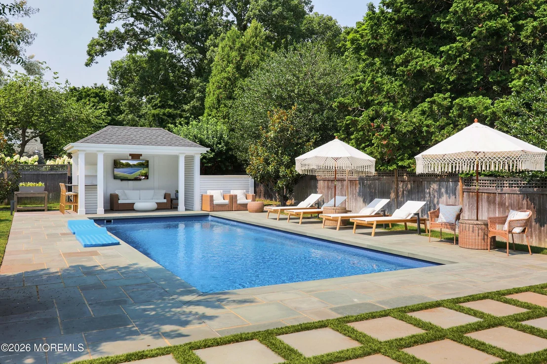 Photo of 142 Pine Cove Road
