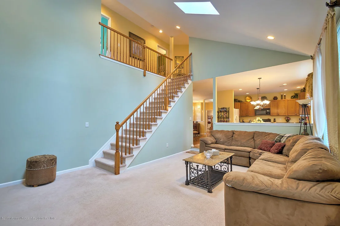 Photo of 13 Ridgeway Lane